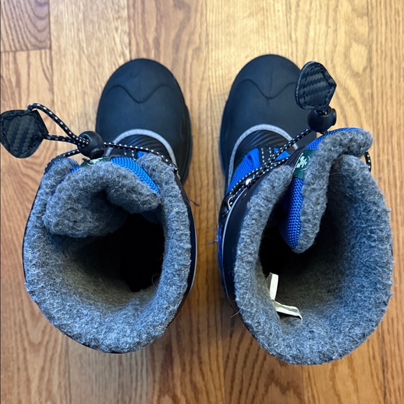 Kamik Black and Blue Kids Snow Boots - Picture 6 of 7